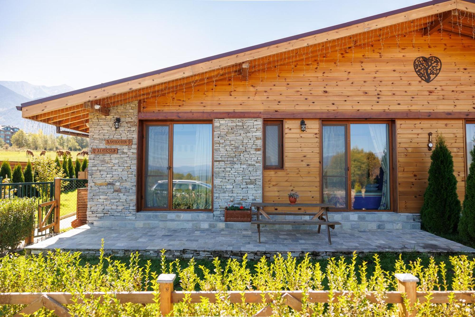 Mountain Villa Aleksia- With Jacuzzi Razlog Exterior photo